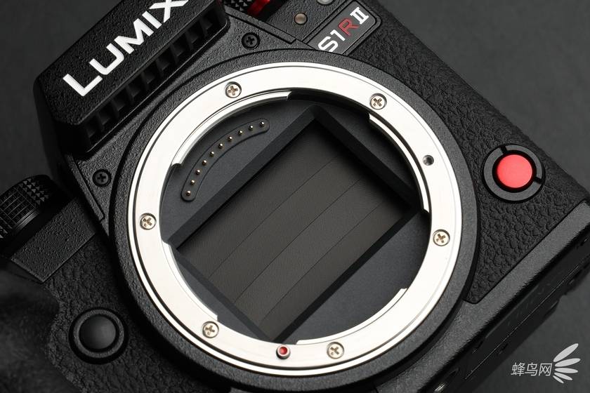 大成者 松下LUMIX S1RM2评测凯发k8国际娱乐首选松下黑科技加持的集(图2)