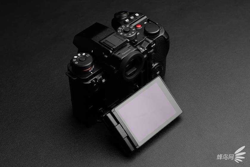 大成者 松下LUMIX S1RM2评测凯发k8国际娱乐首选松下黑科技加持的集(图23)